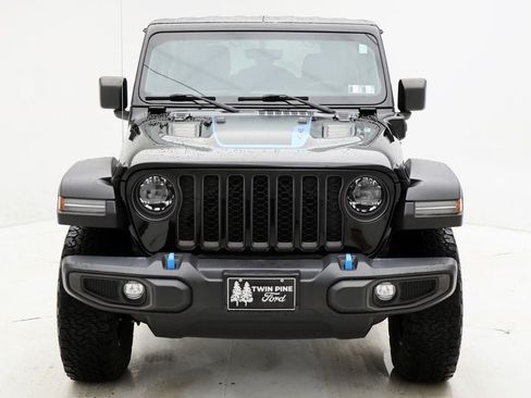 Used 2023 Jeep Wrangler Unlimited Rubicon 4xe w/ Cold Weather Group AWD/4WD image 5