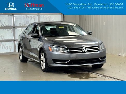 Used 2013 Volkswagen Passat 2.5 SE FWD image 1