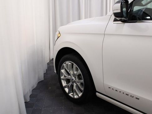 Used 2018 Ford Expedition Max Platinum image 29