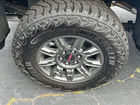 New 2026 GMC Sierra 1500 AT4X AWD/4WD image 16