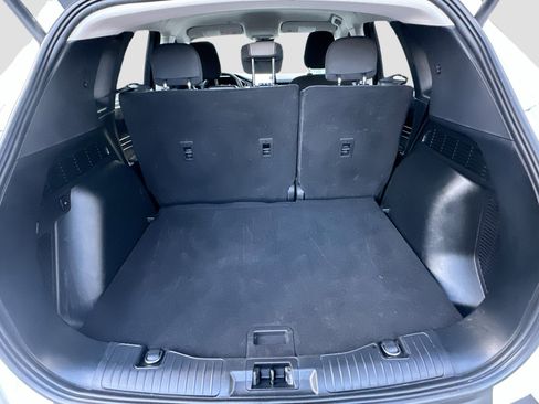 Used 2022 Ford Escape SE w/ SE Sport Appearance Package image 24