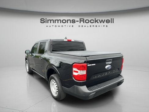 Used 2022 Ford Maverick XL FWD image 3