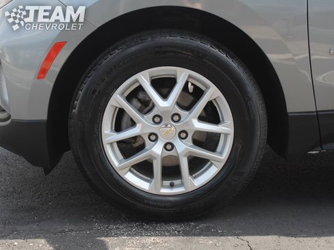 Certified 2024 Chevrolet Equinox LT w/ LPO, Floor Liner Package FWD image 30