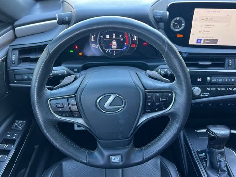 Used 2024 Lexus ES 350 F Sport w/ Accessory Package (Z2) FWD image 17