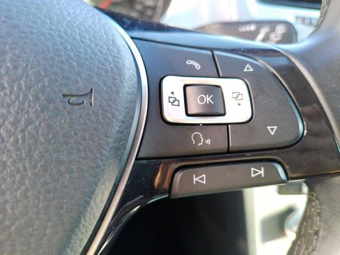 Used 2015 Volkswagen Golf TDI FWD image 8