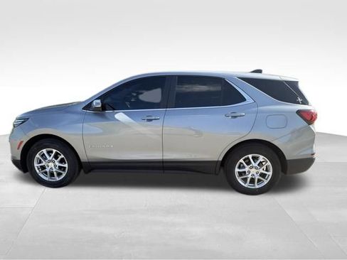 Used 2024 Chevrolet Equinox LT FWD image 8