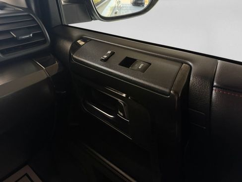 Used 2022 Toyota 4Runner TRD Off-Road AWD/4WD image 20