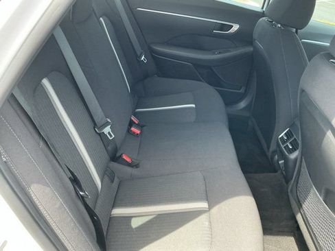 Used 2023 Hyundai Sonata Blue FWD image 17