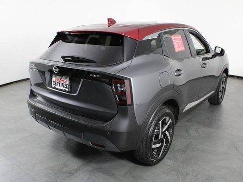 Certified 2025 Nissan Kicks SV FWD image 4