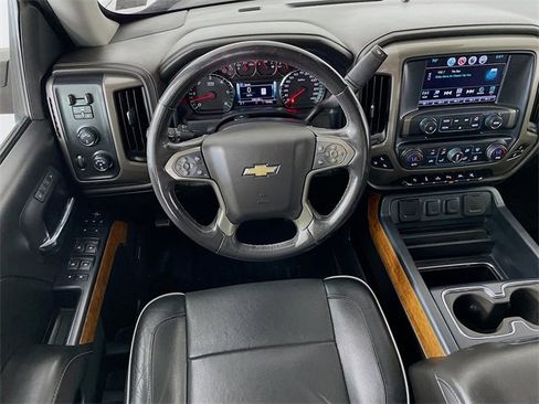Used 2017 Chevrolet Silverado 1500 High Country image 27