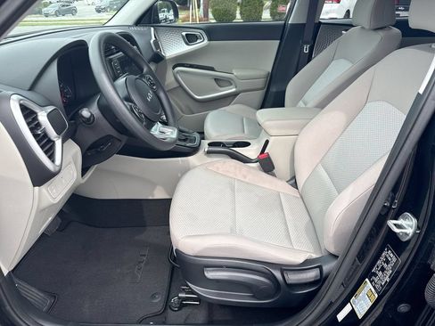 Used 2022 Kia Soul LX FWD image 21