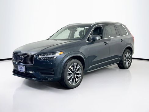Used 2022 Volvo XC90 T5 Momentum w/ Protection Package Premier image 1