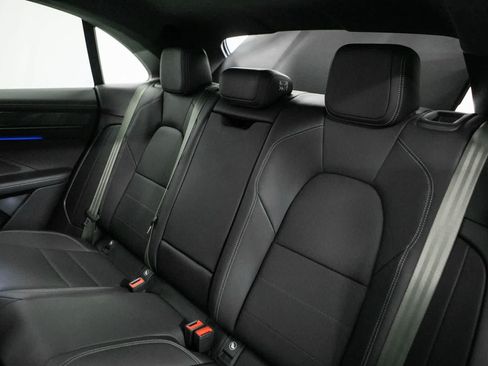 New 2026 Porsche Macan Turbo Electric AWD/4WD image 37