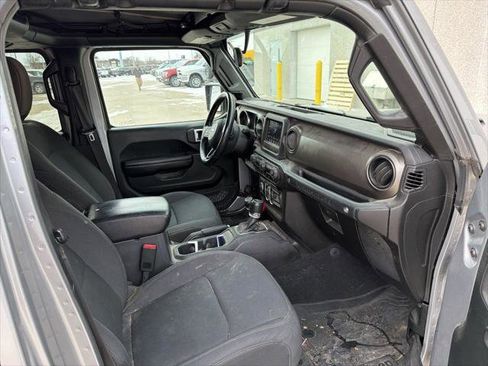 Certified 2018 Jeep Wrangler Unlimited Sport S AWD/4WD image 15
