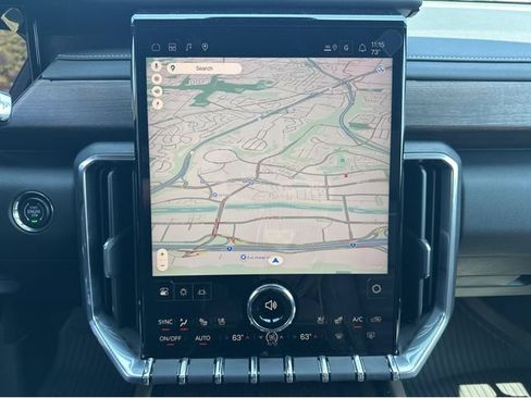New 2026 GMC Acadia Denali Ultimate w/ LPO, Floor Liner Package AWD/4WD image 19