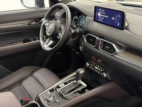 Used 2025 MAZDA CX-5 Signature image 11