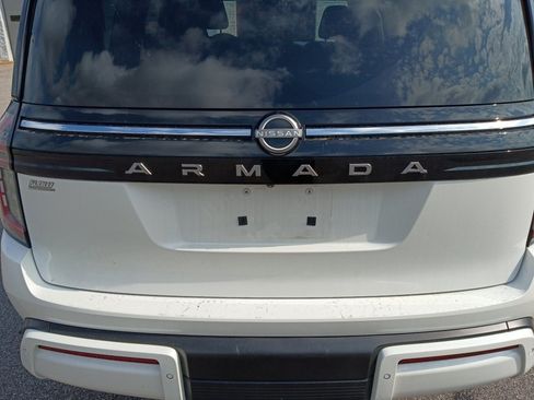 Used 2025 Nissan Armada SV AWD/4WD image 14