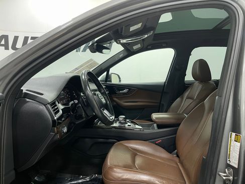 Used 2018 Audi Q7 3.0T Premium Plus w/ Premium Plus Package image 14