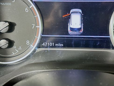 Used 2023 Nissan Rogue SV AWD/4WD image 19
