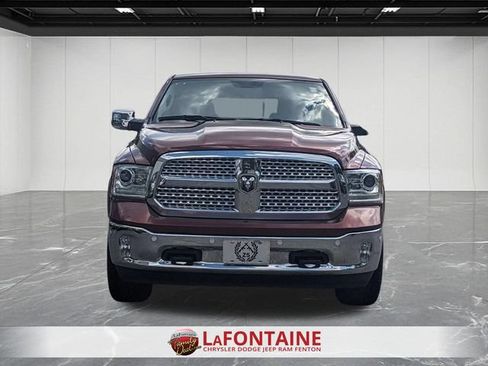 Used 2017 RAM 1500 Laramie w/ Convenience Group AWD/4WD image 8