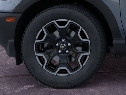 New 2026 Ford Bronco Sport Outer Banks w/ Outer Banks Tech Package+ AWD/4WD image 19