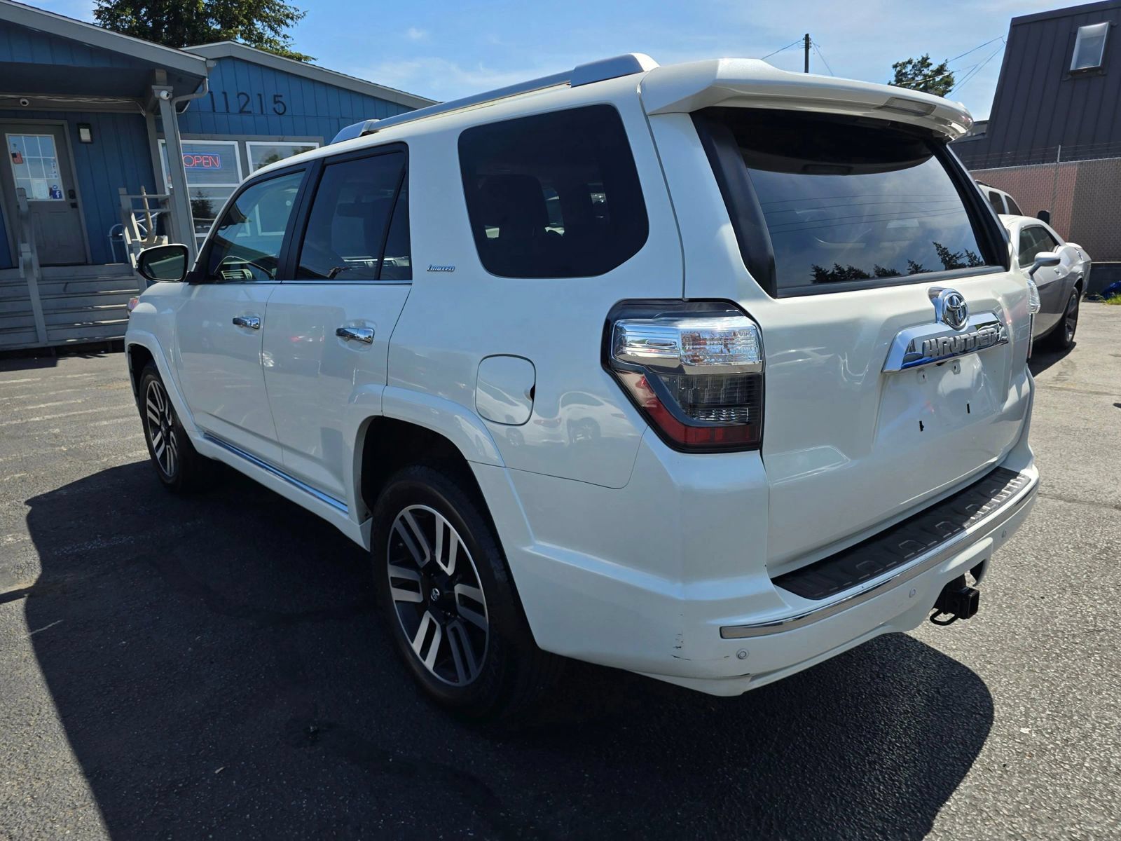 Used 2015 Toyota 4Runner Limited RWD image 3