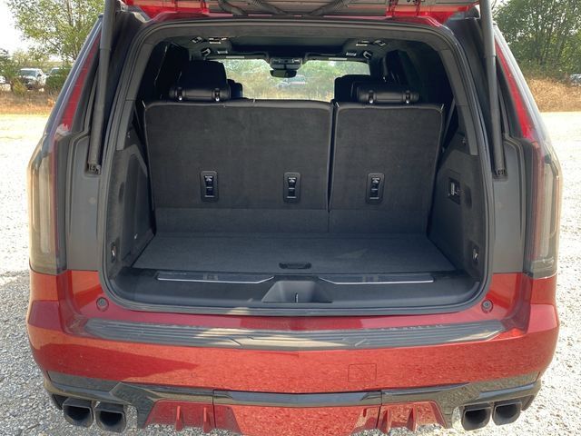 Certified 2023 Cadillac Escalade V AWD/4WD image 4