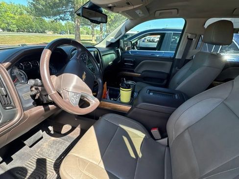Used 2018 Chevrolet Silverado 1500 LTZ w/ Sport Package AWD/4WD image 4