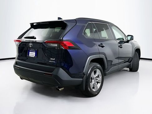 Used 2025 Toyota RAV4 XLE FWD image 7