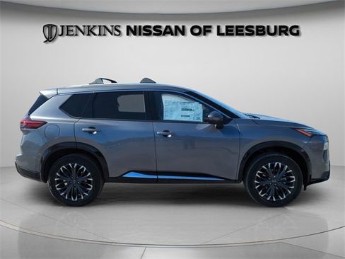 New 2026 Nissan Rogue Platinum image 14