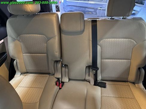 Used 2017 Ford Explorer 4WD w/ Class II Trailer Tow Package image 24