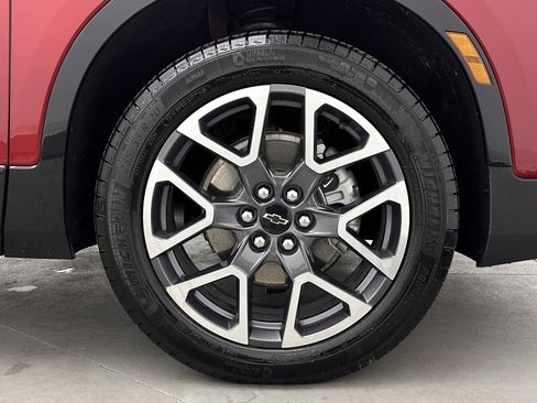 Used 2025 Chevrolet Blazer RS FWD image 42