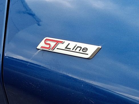 Certified 2023 Ford Explorer ST-Line AWD/4WD image 4