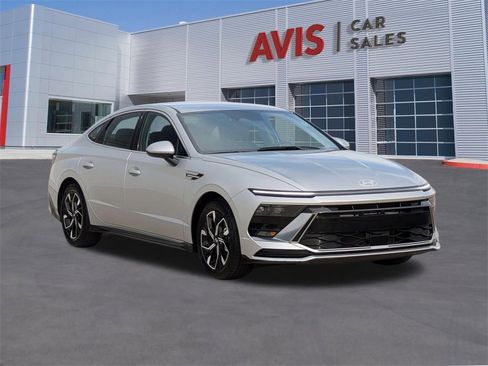 Used 2025 Hyundai Sonata SEL image 3