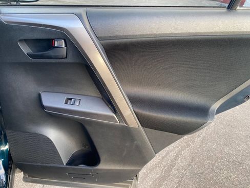 Used 2018 Toyota RAV4 LE w/ All Weather Liner Package image 29