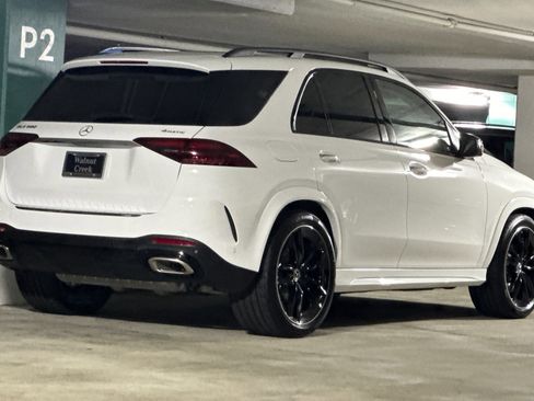 New 2026 Mercedes-Benz GLE 580 4MATIC image 8
