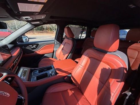 New 2026 Lincoln Aviator Reserve w/ Illumination Package image 13
