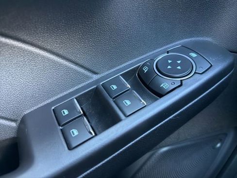 New 2026 Ford Escape ST-Line w/ Cold Weather Package AWD/4WD image 18