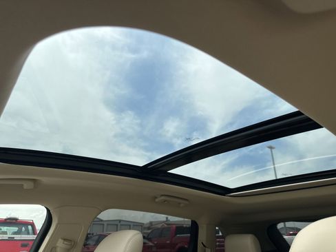 Used 2018 Lincoln MKX Reserve AWD/4WD image 22