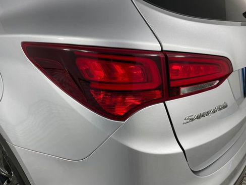 Used 2018 Hyundai Santa Fe Sport w/ 2.0T Ultimate Tech Package 05 AWD/4WD image 21