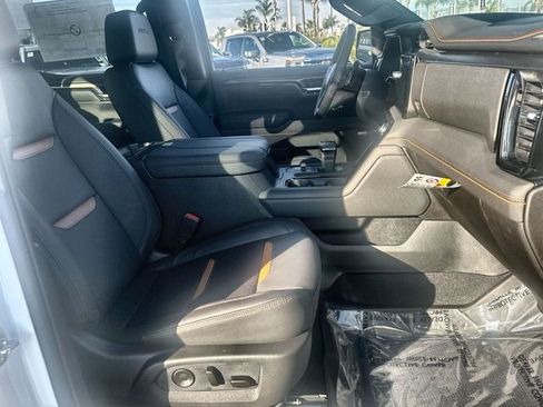 New 2026 GMC Sierra 1500 AT4 w/ AT4 Premium Package image 29