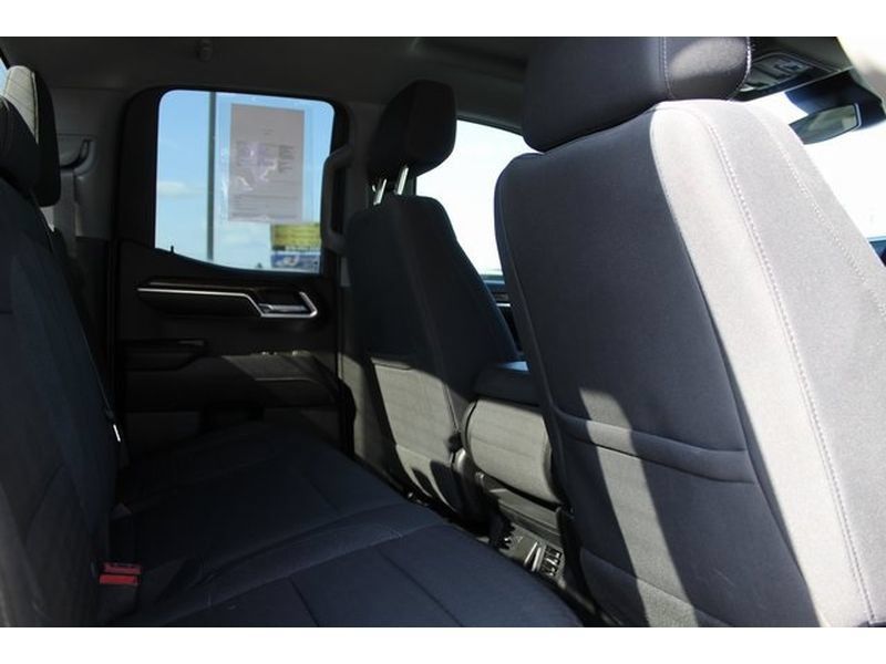 Used 2023 GMC Sierra 1500 Elevation AWD/4WD image 17