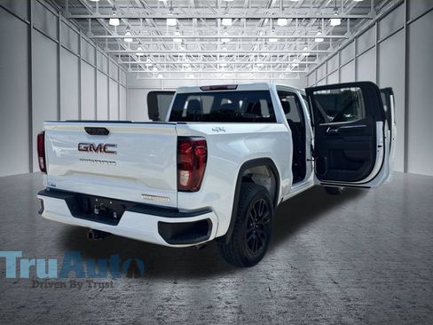 Used 2024 GMC Sierra 1500 Elevation AWD/4WD image 17