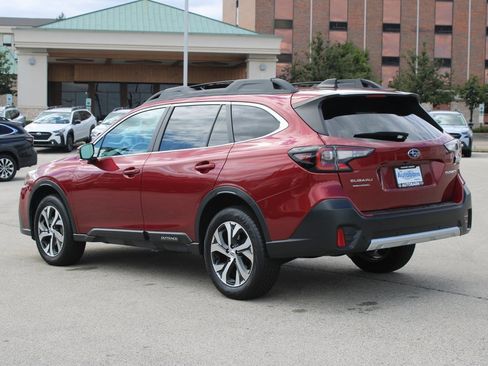 Used 2020 Subaru Outback Limited image 7
