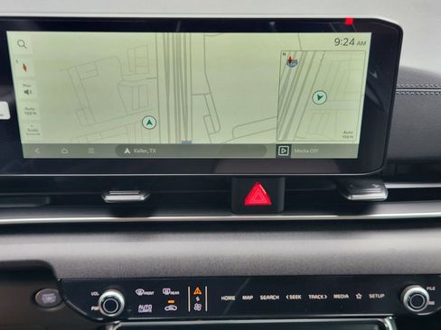 New 2026 Kia Carnival EX FWD image 14