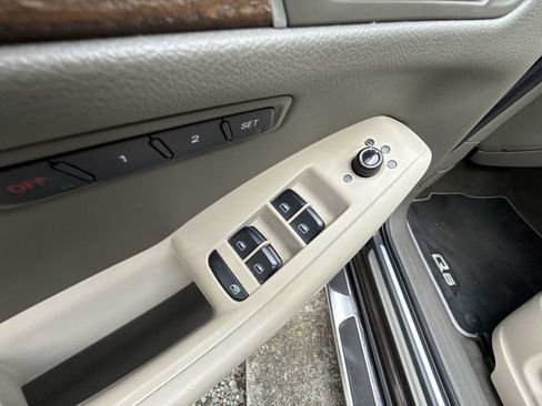 Used 2012 Audi Q5 3.2 Prestige AWD/4WD image 14