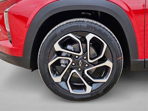 New 2026 Chevrolet Trax RS w/ Driver Confidence Package image 10