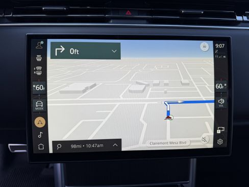 Used 2025 Land Rover Range Rover Long Wheelbase SE image 43