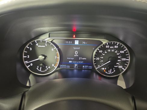 Used 2023 Nissan Altima 2.5 SL AWD/4WD image 17