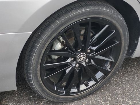 Used 2023 Toyota Camry XSE image 7